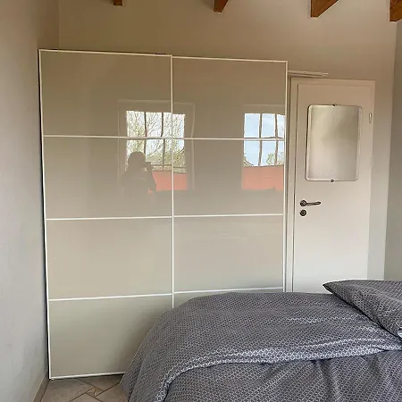 Apartment Sonnerwachen: Cozy Retreat For Two In Vollerwiek