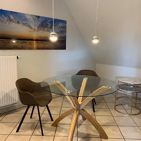 Sonnerwachen, Fuer 2 Personen In De Feerjenhusen Am Haubarg Von Fertigstellung Maerz 2021